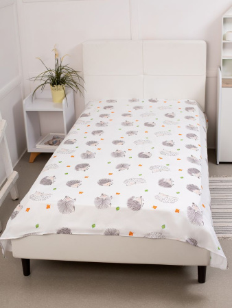 Простыня 1,5-спальная, перкаль, детская расцветка (Ёжики)